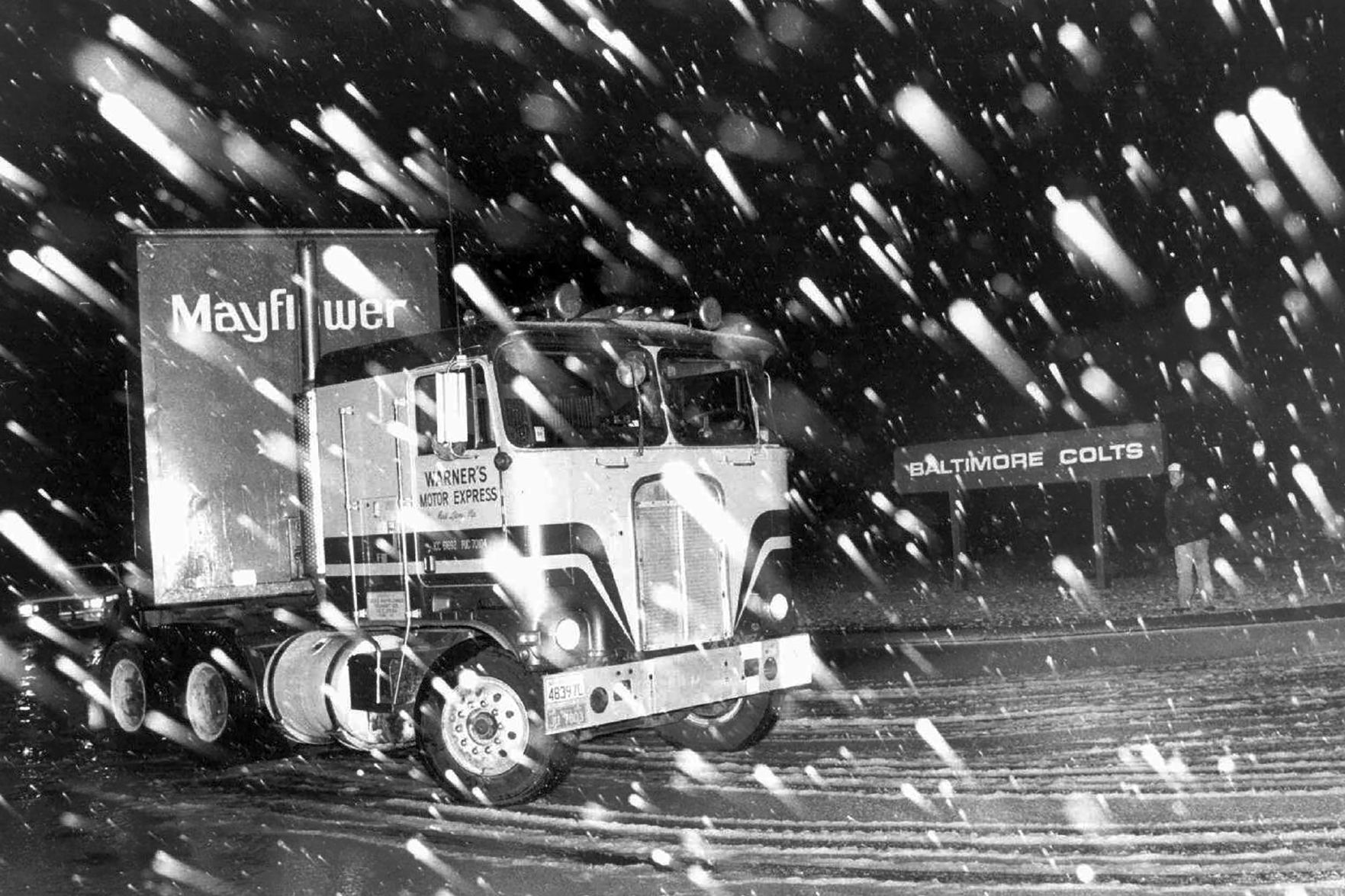 Baltimore Colts flee to Indy